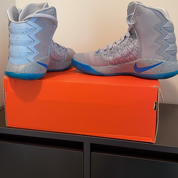 Nike Hyperdunk 2016 PE shoes - Picture 7 of 16
